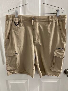 KPSun Men’s 8” Cargo Shorts Size L New With Tags Color-Khaki